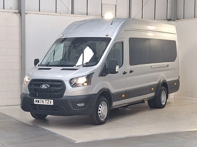 Ford 16 Seater Minibus